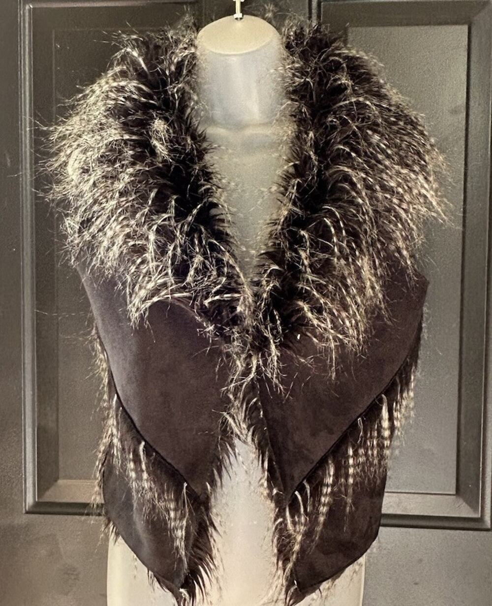 Boston Proper Faux Suede Fur Vest Womens Size XS Brown Shaggy Trim Boho Chic Y2K